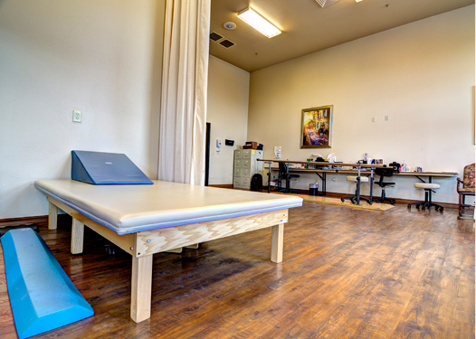 Transfer Bed and Parallel Bar in Rehabilitation Gym